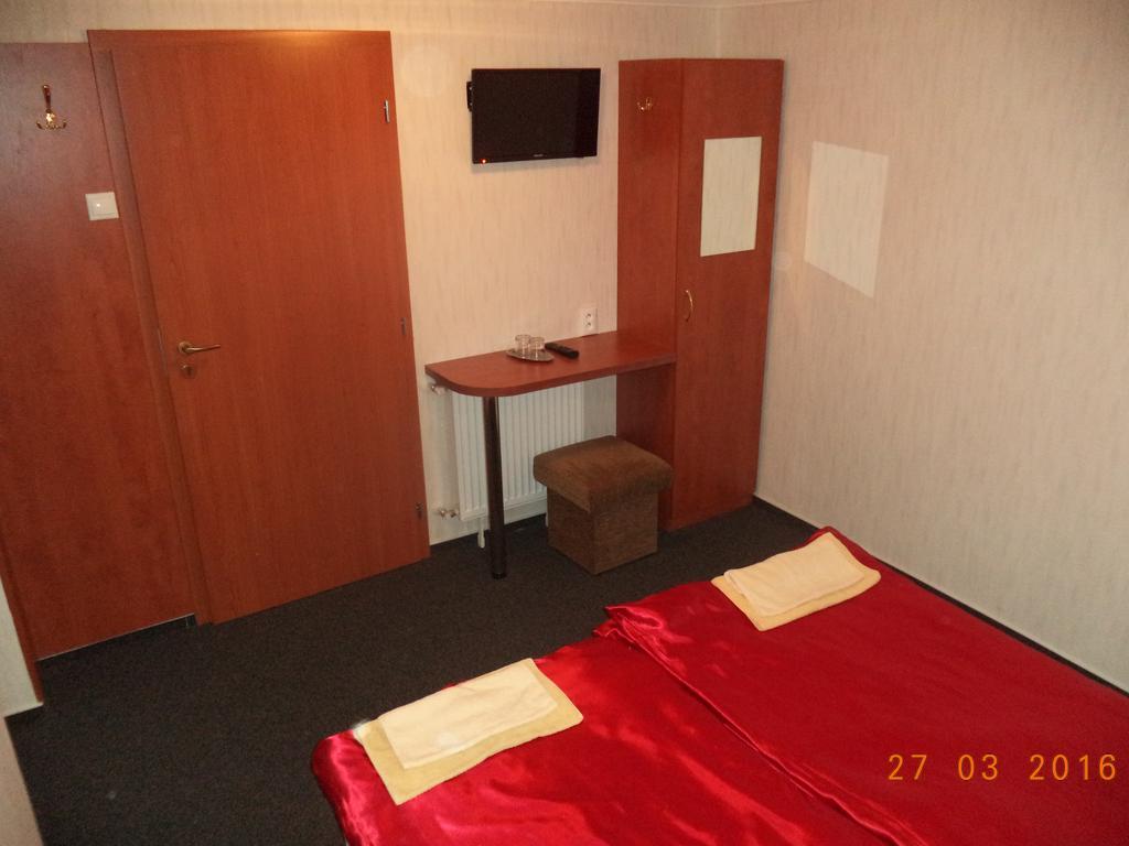 Pension Hostad Gabcikovo ภายนอก รูปภาพ