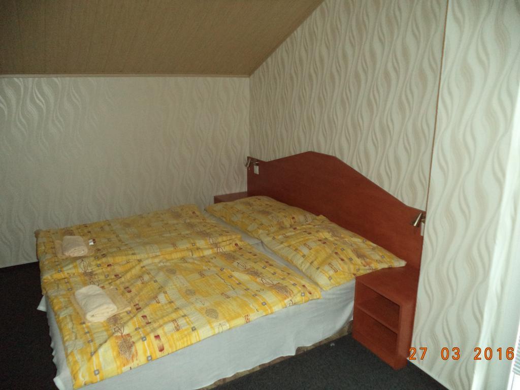 Pension Hostad Gabcikovo ภายนอก รูปภาพ